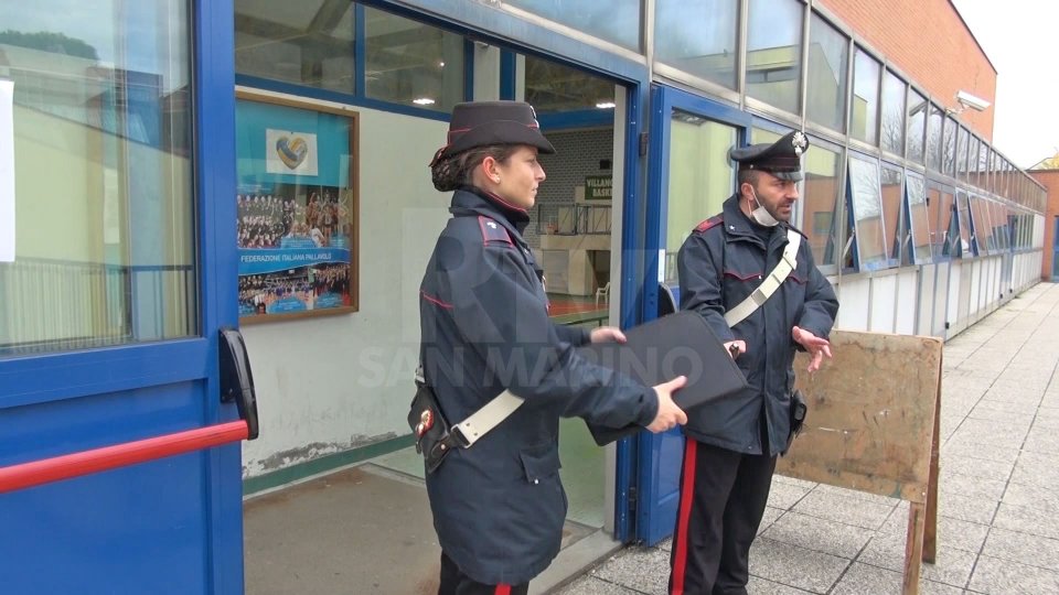 L'intervento dei Carabinieri nella scuola elementare