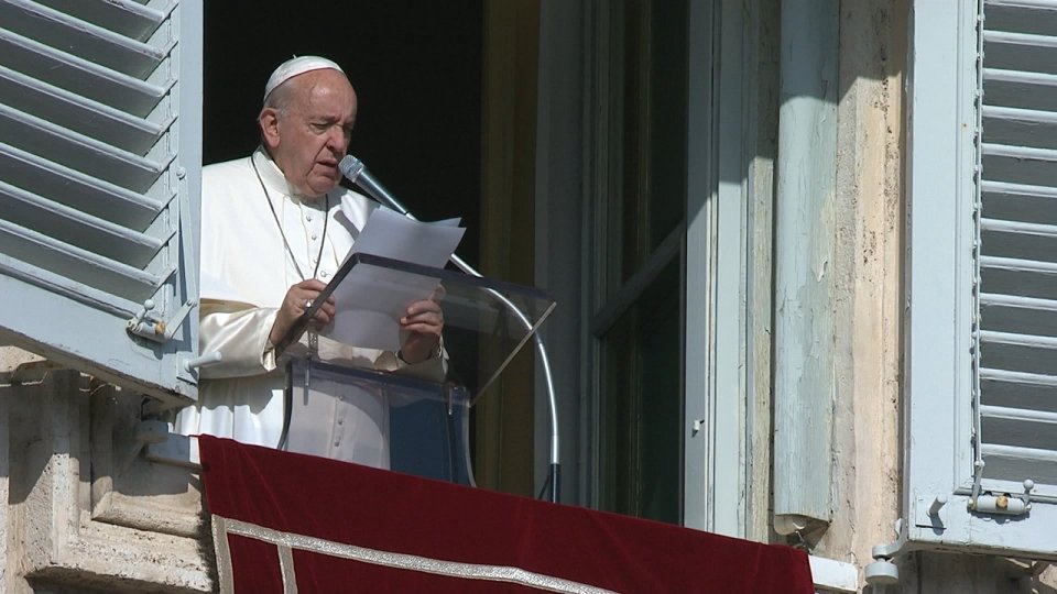 Papa Francesco: "'Pregiudizi sui disabili, barriere da abbattere"