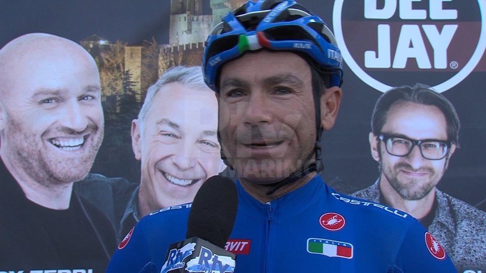 Cassani: "Pronti a ripartire, i ciclisti sono responsabili"