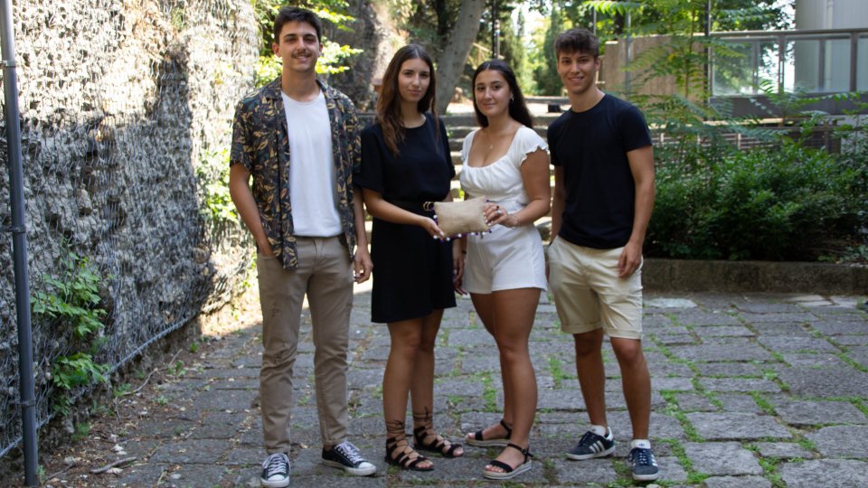 Quattro studenti dell'Università di San Marino vincono una call nazionale per contribuire in modo etico al post COVID-19