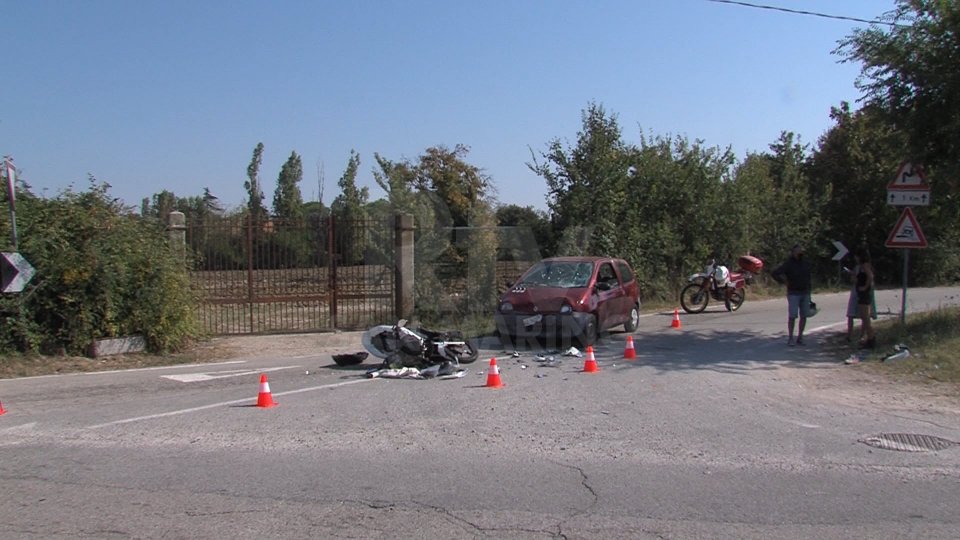 Incidente a Cerasolo: auto contro moto