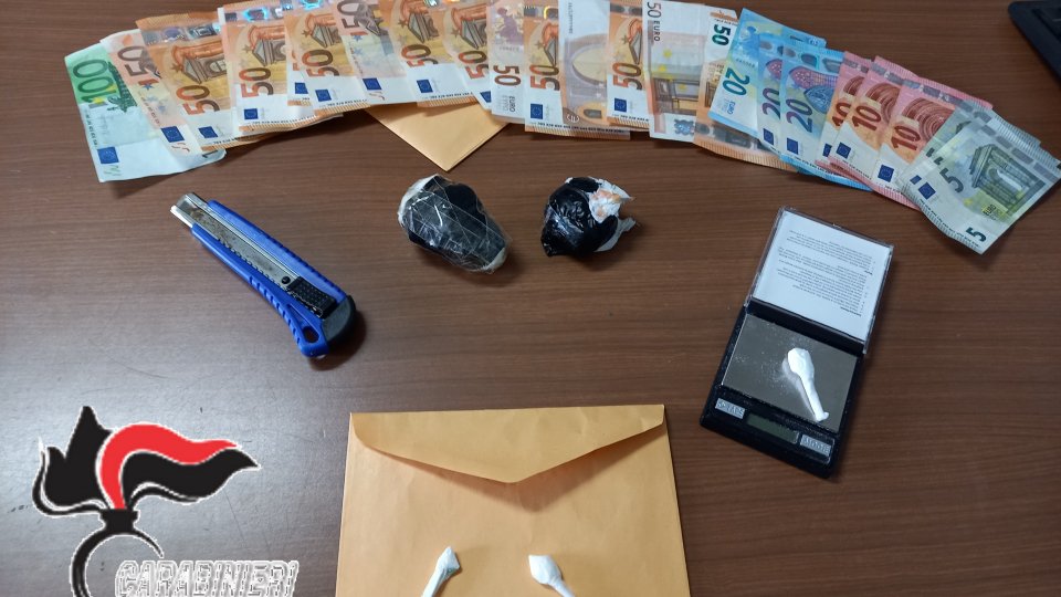 Rimini: contrasto allo spaccio di stupefacenti, arrestato con 80 grammi di cocaina