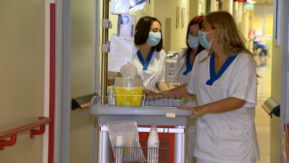 L’ISS cerca 10 infermieri per garantire l’erogazione dei servizi