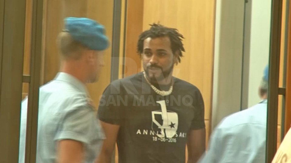 Sfregiata con l'acido: condanna definitiva a 15 anni e 5 mesi per Edson Tavares