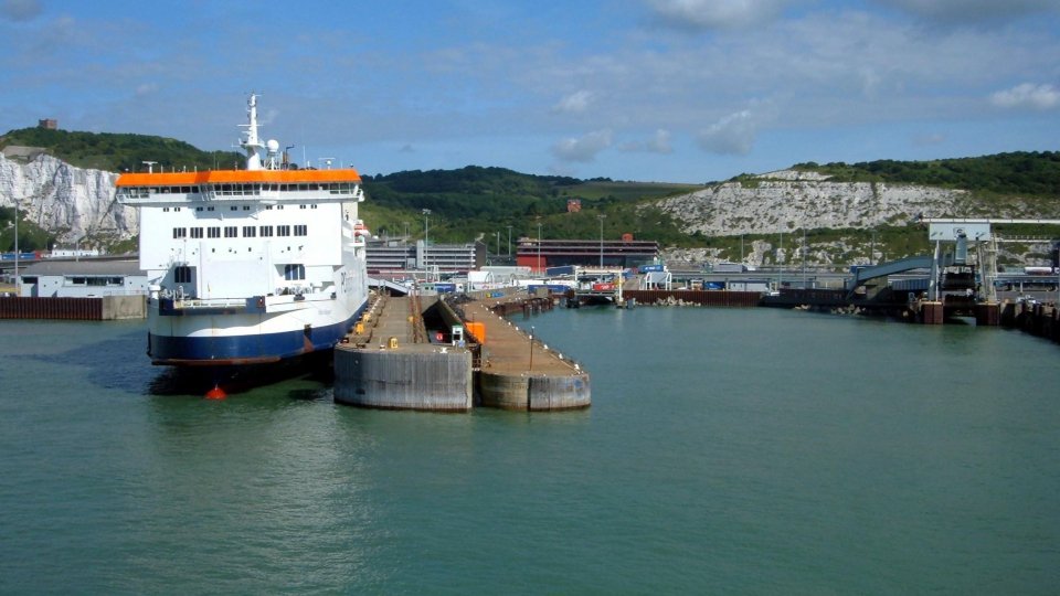 Il porto di Dover (foto archivio Helmut Zozmann - geograph.org.uk)