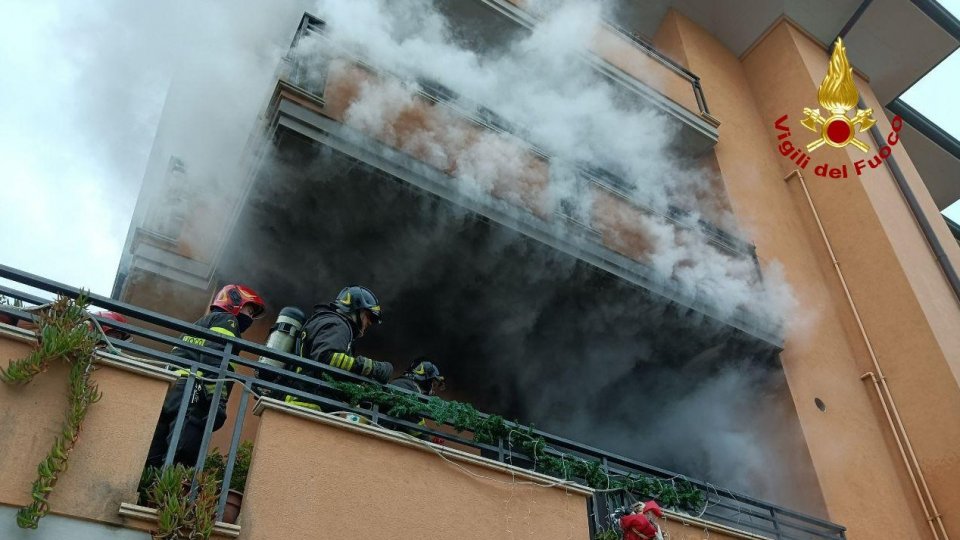 Riccione: incendio in un appartamento, senza conseguenze per le persone