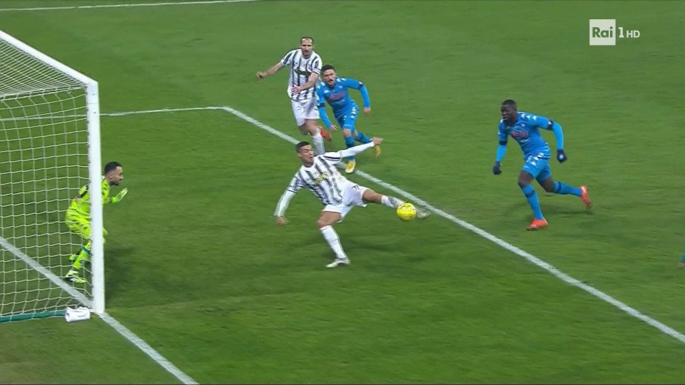 Gol di Cristiano Ronaldo in Juventus-Napoli