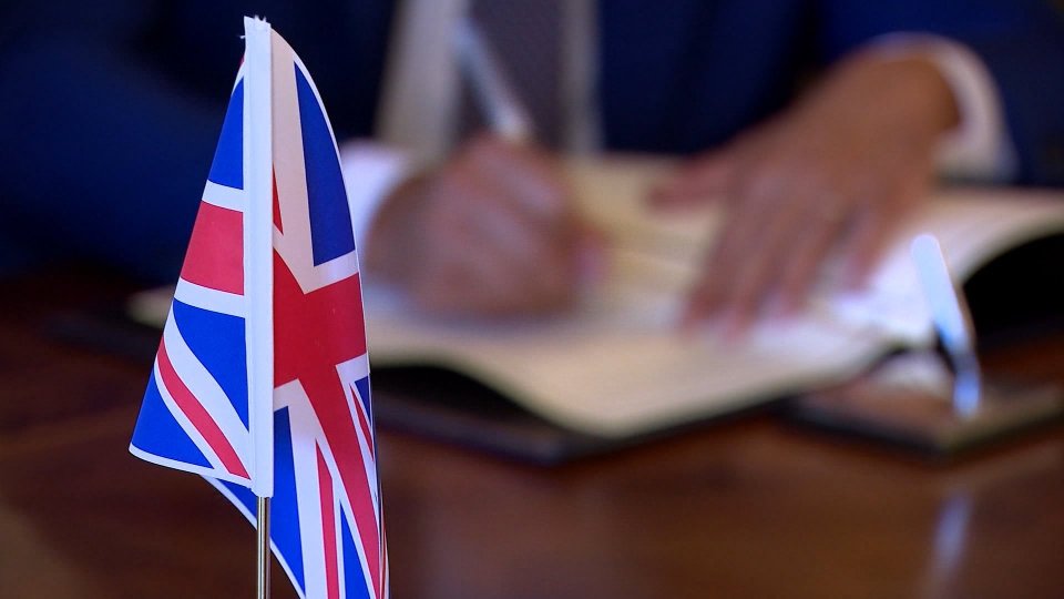 Brexit: media, 'Ue avvia azione legale contro Londra'