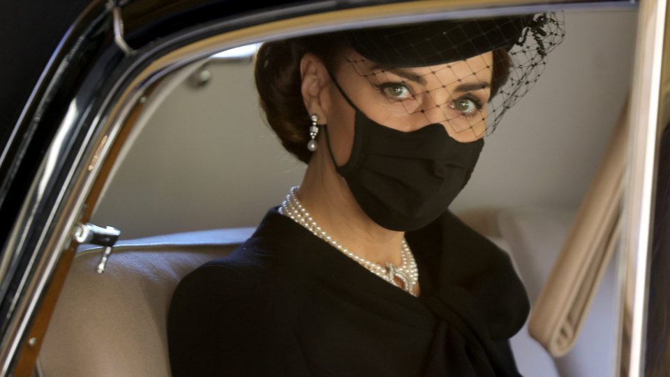 Kate  Middleton: prove generali da Regina