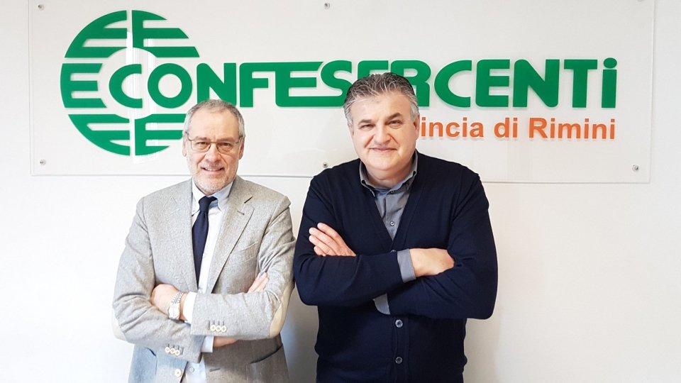 Confesercenti Rimini: via il coprifuoco e subito vaccini agli addetti del turismo