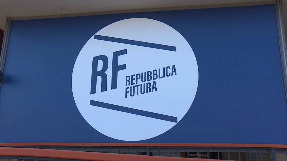 Repubblica Futura: odg chiusura scuola elementare