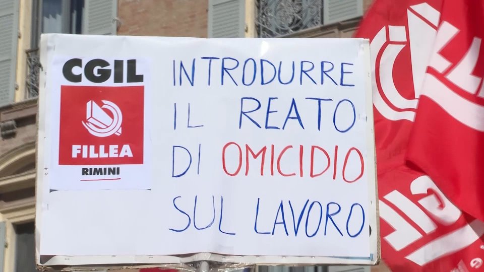 Sicurezza sul posto di lavoro: manifestazione dei sindacati a Rimini