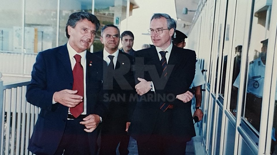 La visita di Guglielmo Epifani, allora Segretario Generale CGIL, alla CSdL il 5 giugno 2003