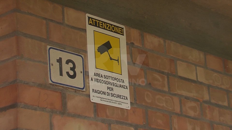 Atti vandalici a Domagnano: da mesi rifiuti abbandonati per strada e mini incendi