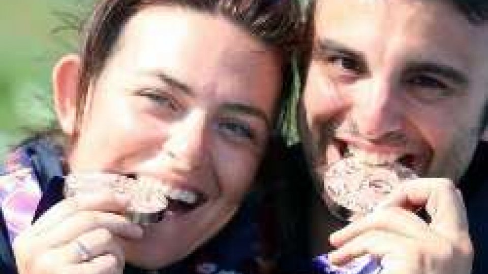 Manuel Mancini e Alessandra Perilli con le medaglie al colloBaku 2015: parlano i tiratori con il bronzo al collo