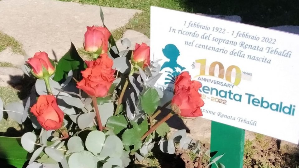 1° febbraio 2022: una rosa a San Marino a ricordo dei 100 anni di Renata Tebaldi