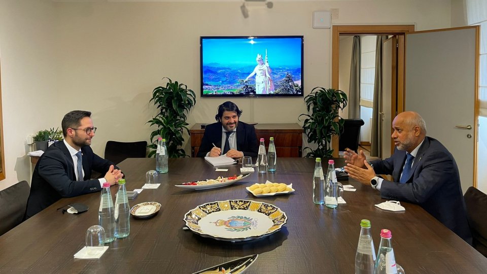 Il Segretario Righi a colloquio con l’Ambasciatore del Sultanato dell’Oman presso la Repubblica di San Marino Ahmed bin Salim bin Mohamed Baomar