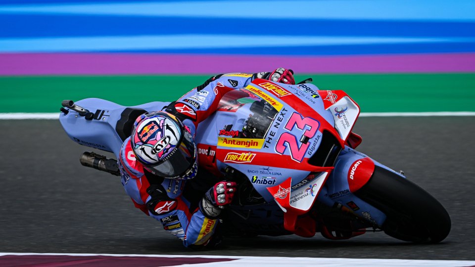 Tripletta italiana in Qatar: Bastianini vince in MotoGP