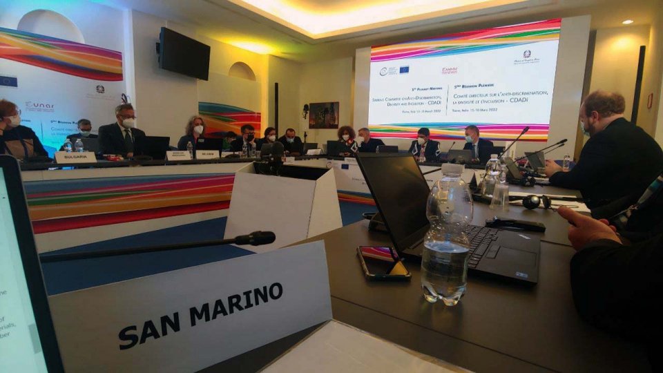 Promozione dell’uguaglianza e lotta alla discriminazione: la Segreteria di Stato per la Sanità ha partecipato oggi a Roma al 5° incontro del Comitato direttivo sull’antidiscriminazione, la diversità e l’inclusione del Consiglio d’Europa