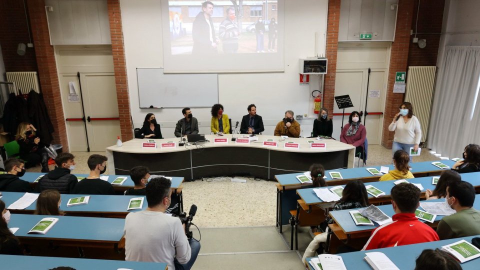 Il gemellaggio tra studenti di Rimini e Misano origina 'Preferisco'