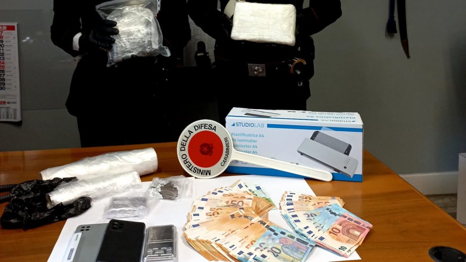 Arresto per droga a Riccione: l'uomo riforniva  grandi quantità di sostanze stupefacenti agli spacciatori locali