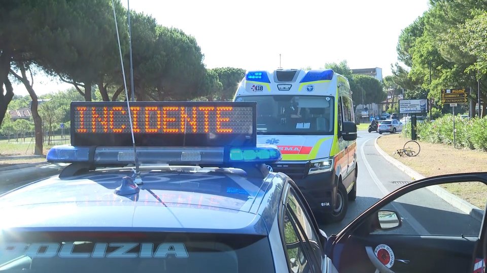 Sicurezza stradale: a Forlì 14 patenti ritirate da Polstrada
