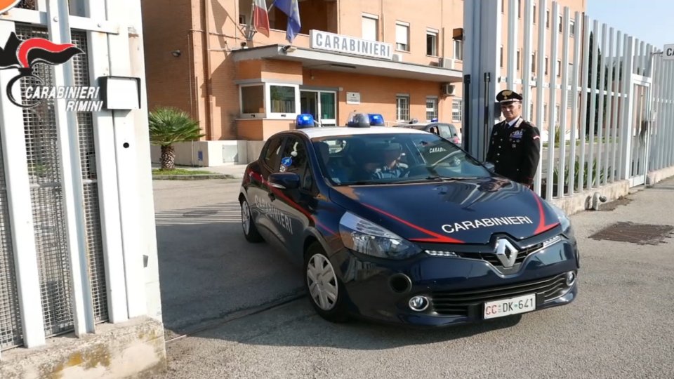 Rapina sul lungomare di Rimini, arrestato un giovane