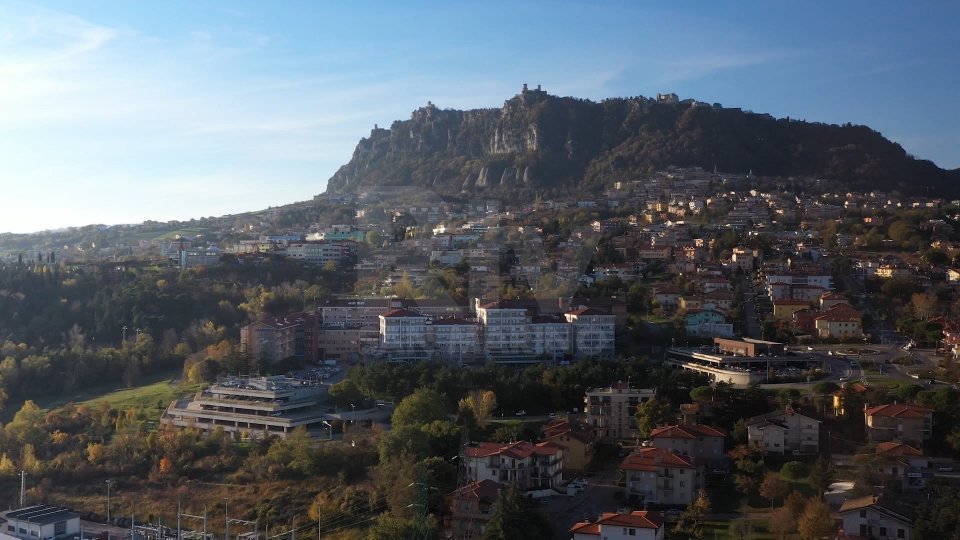 Covid San Marino: un nuovo ricovero, ma i contagi sono in lieve calo