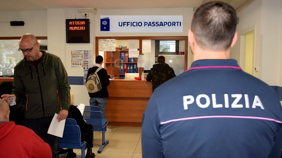 Questura di Rimini. Aperture straordinarie per l’ufficio passaporti