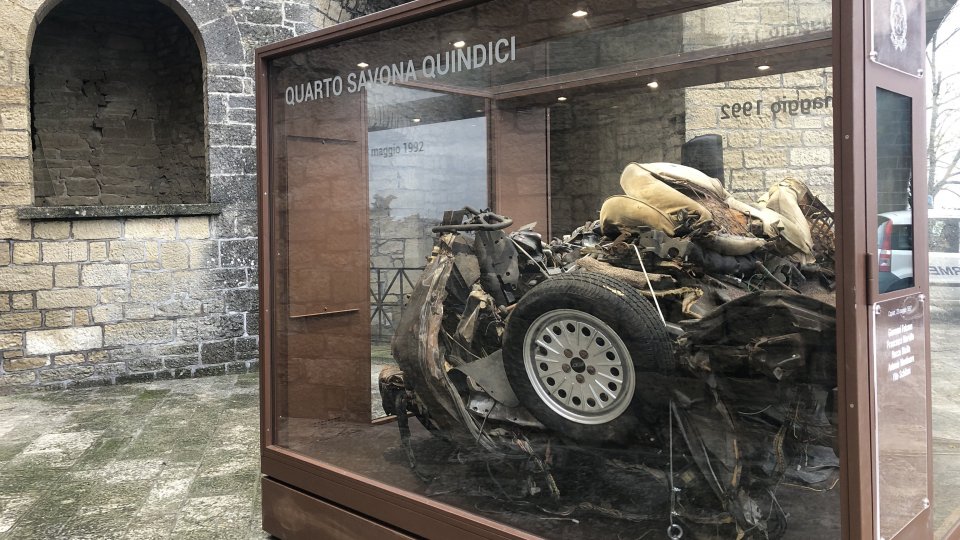 L'auto della scorta di Falcone a San Marino
