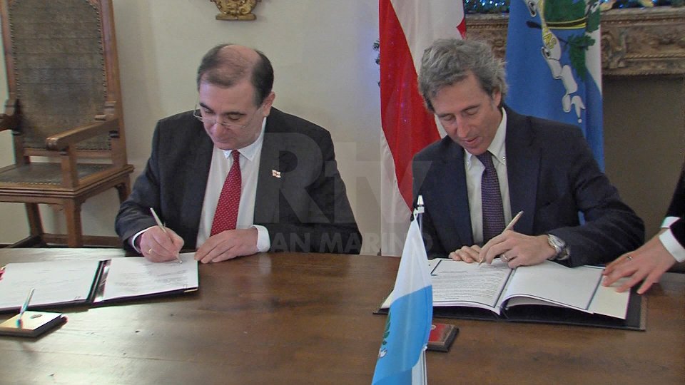 San Marino: sempre più solida l'amicizia con la Georgia. Firmato Memorandum su Scienza ed Istruzione
