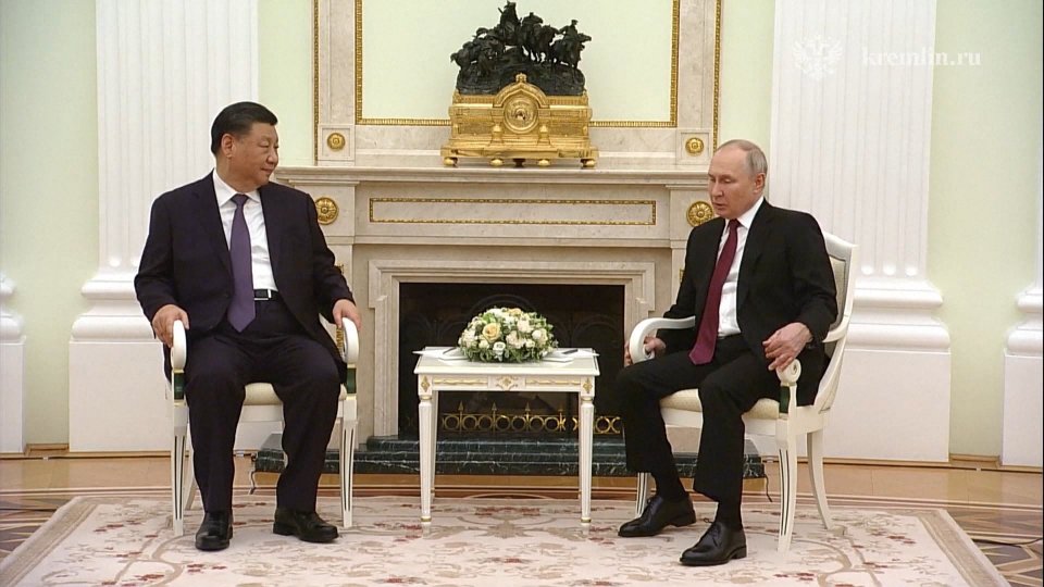 Xi, con Mosca relazioni prioritarie. E invita Putin a Pechino