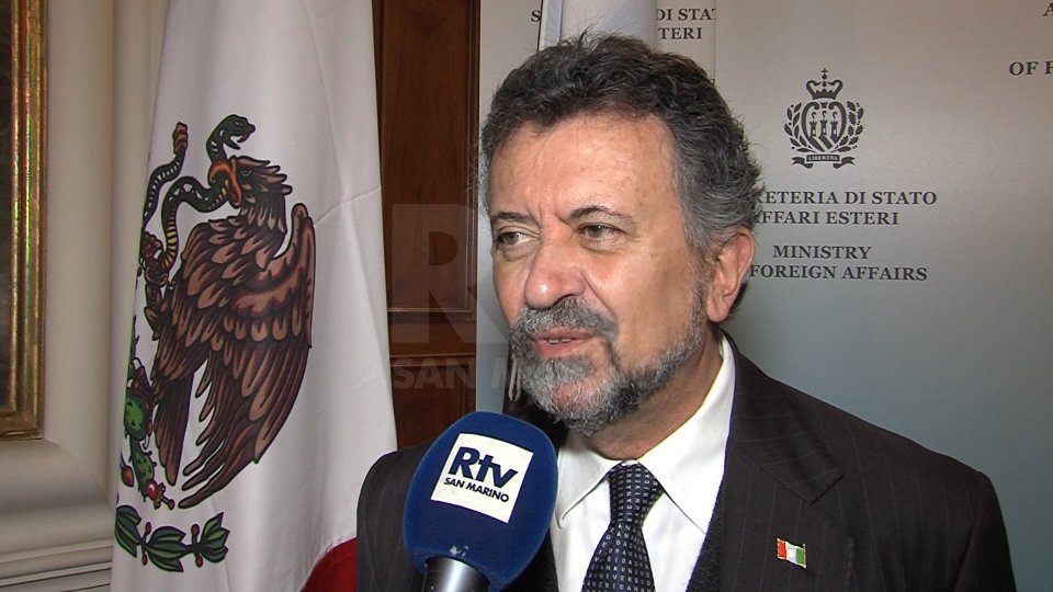 Nel video le interviste all'Ambasciatore Carlos Eugenio Garcia de Alba Zapeda e al Segretario agli esteri Luca Beccari