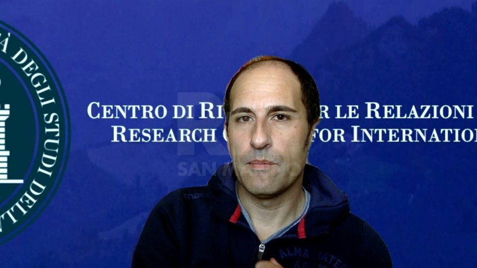 Nel video l'intervista a Michele Chiaruzzi, Direttore del Centro di Ricerca per le Relazioni Internazionali dell'Università di San Marino