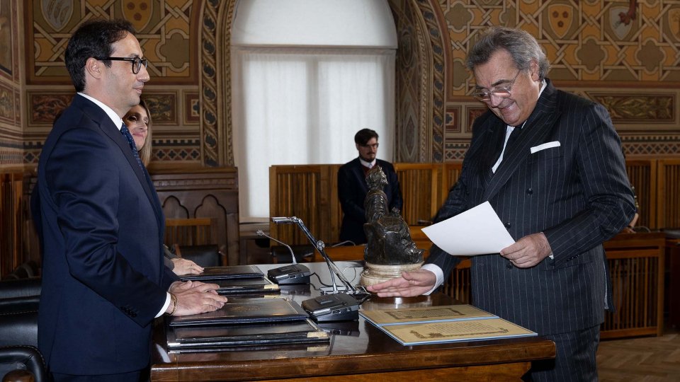 Giuramento del presidente dott. Renato Giuseppe Bricchetti – Giudice d’Appello nel settore d’impiego penale