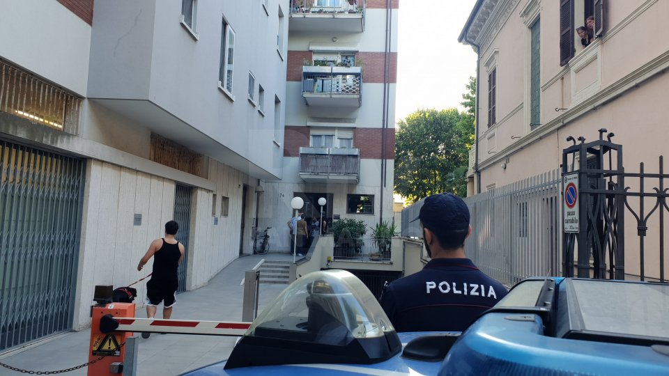 le immagini del luogo della sparatoria a Rimini
