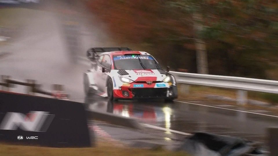 Rally Giappone: al comando c'è Evans, dominano le Toyota