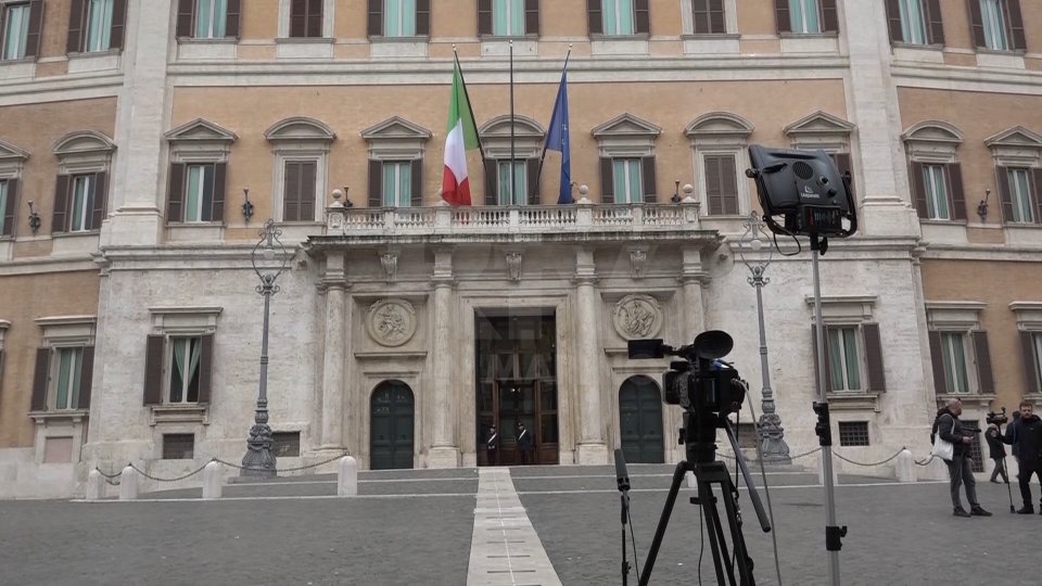 La Camera dei Deputati impegna il governo a sostenere San Marino
