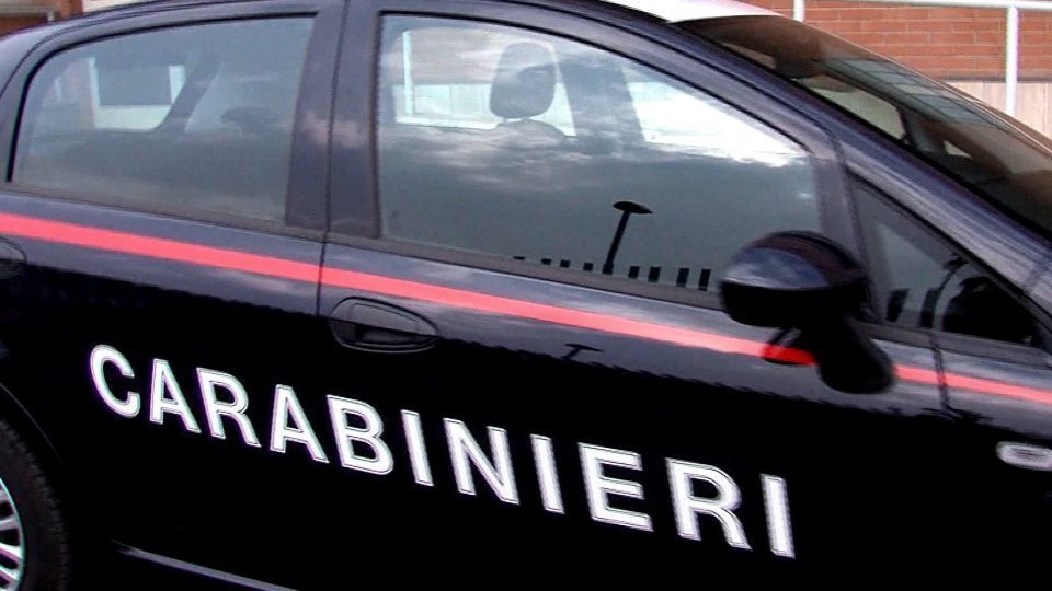 Misano Adriatico, oltre 5 chili di droga in casa: due arresti