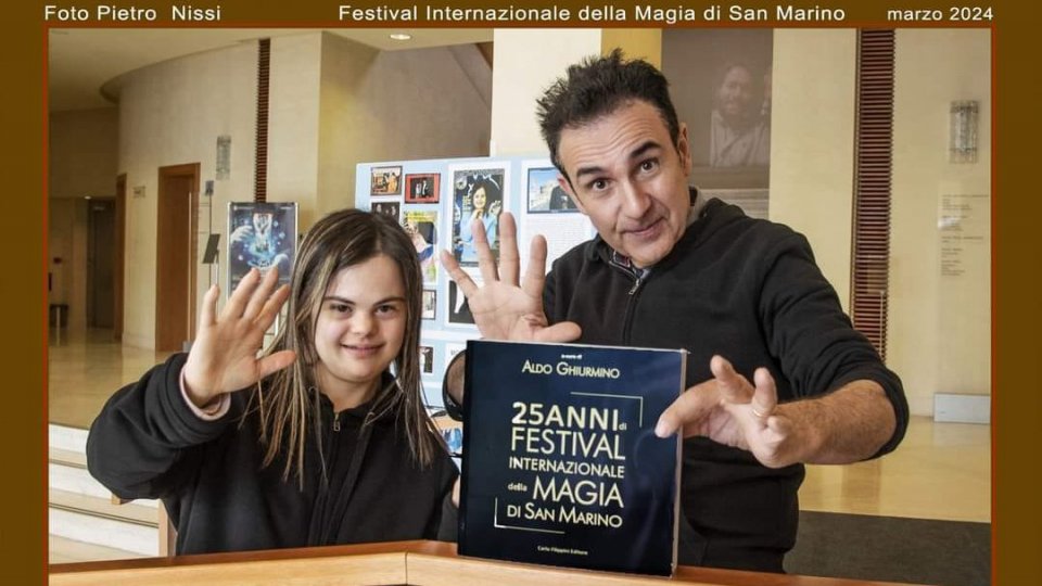 La Magia del Festival di San Marino Cattura l'Immortalità in un Volume Celebrativo: "25 anni di Festival della Magia di San Marino"