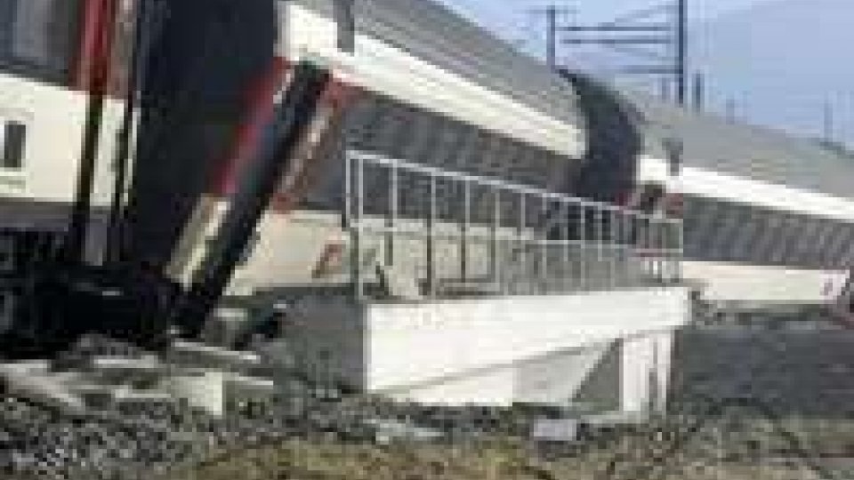 Svizzera: collisione tra metropolitana e treno