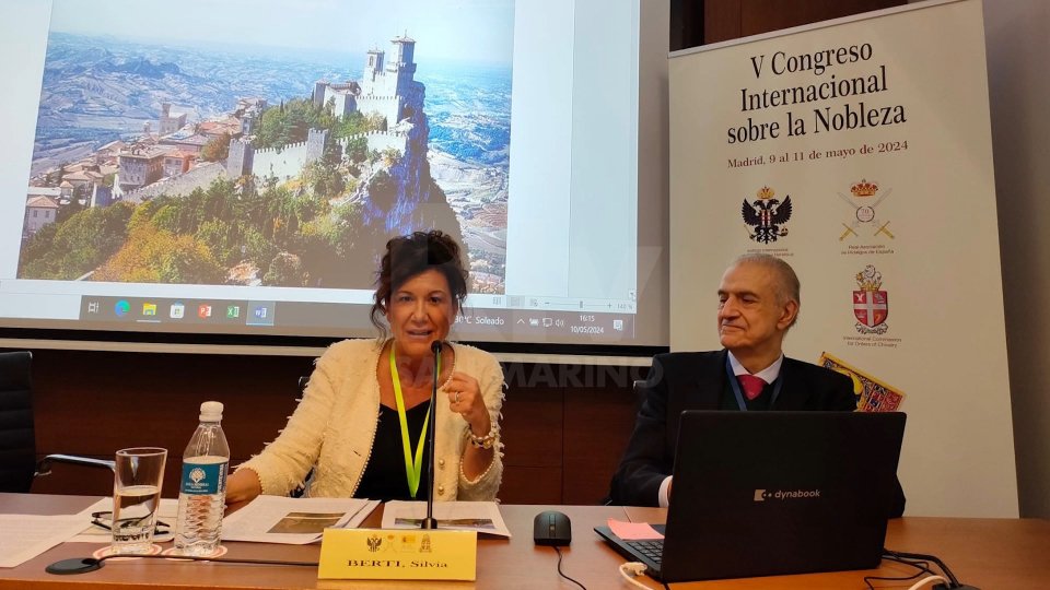 V Congresso Internazionale sulla Nobiltà: Silvia Berti presenta gli Ordini Equestri di San Marino