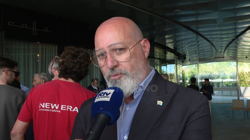 Nel video l'intervista a Stefano Bonaccini Presidente Regione Emilia Romagna, ad Andrea Gnassi membro Camera dei Deputati, Gerardo Giovagnoli, Segretario Psd.