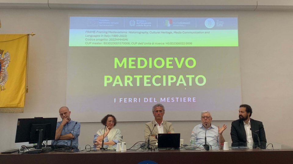 Marco Casagrande e i suoi “ferri del mestiere” a Urbino al convegno “il medioevo fra noi”