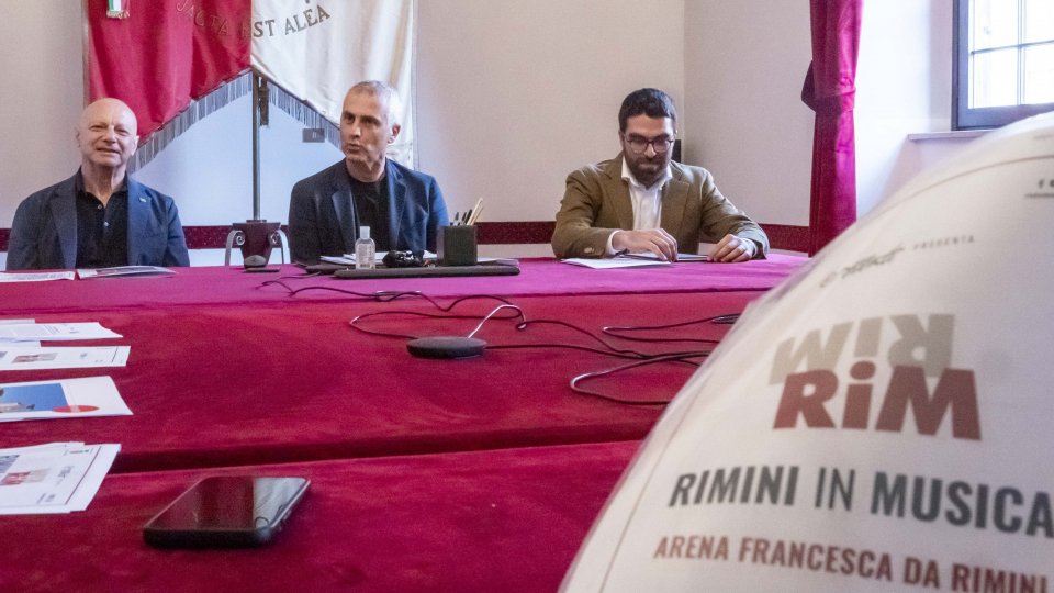 RIM Rimini in musica, dal 2 al 7 settembre all'arena Francesca da Rimini con Santi Francesi, Appino, Dolcenera, Leo Gassmann e concerto grosso per i New Trolls