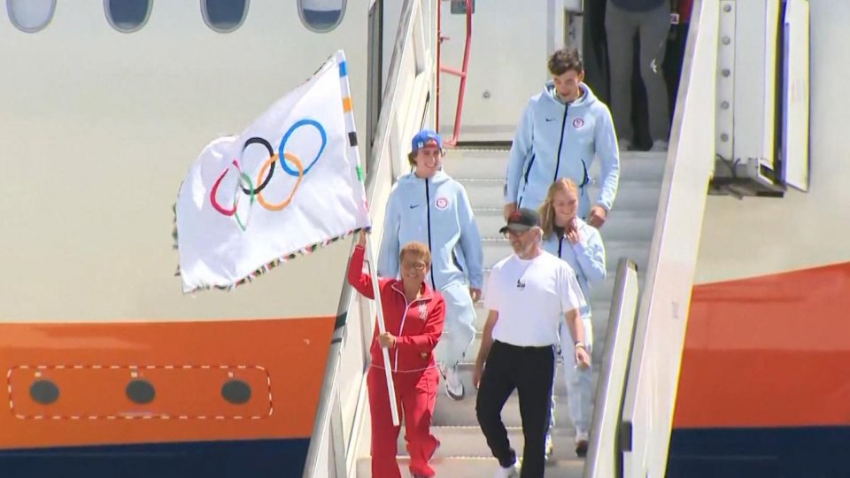 Nel video le immagini dell'arrivo della bandiera olimpica a Los Angeles