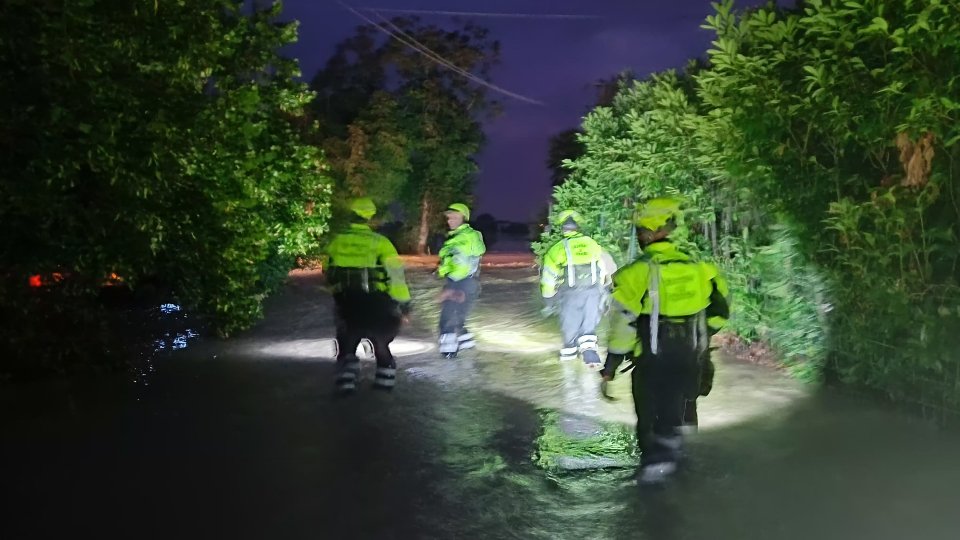 Alluvione: la Guardia di Finanza di Rimini a Traversara per portare aiuto