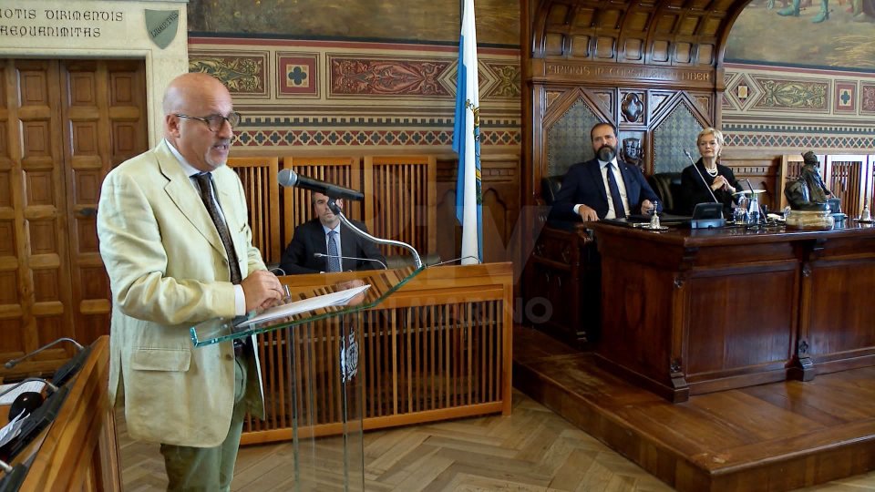 Nel video l'intervista ai professori Angelo Colombo curatore “La Libertà perpetua di San Marino” e Duccio Tongiorgi