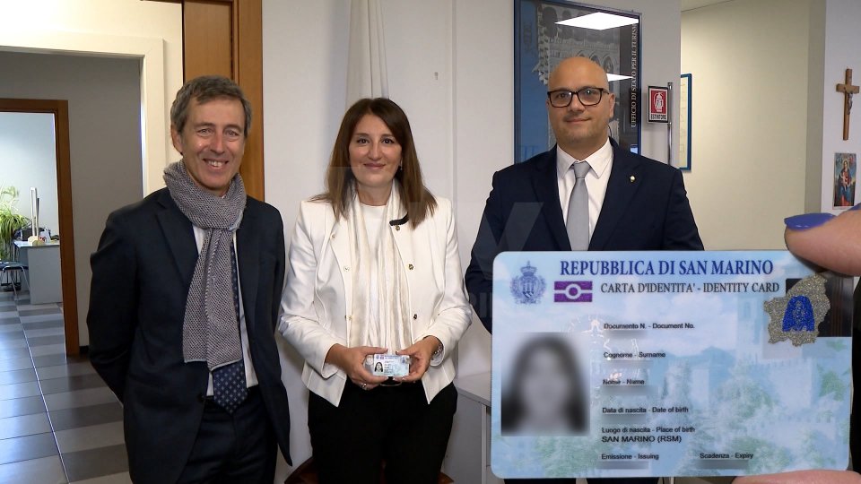 I Capitani Reggenti Francesca Civerchia e Dalibor Riccardi con il Segretario agli Interni Andrea Belluzzi