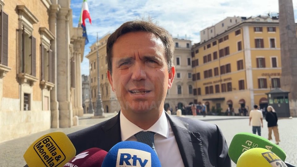 Nel video le interviste a Angelo Bonelli, deputato Alleanza Verdi-Sinistra; Chiara Appendino, deputata Movimento 5 Stelle; Alessandro Cattaneo, deputato Forza Italia